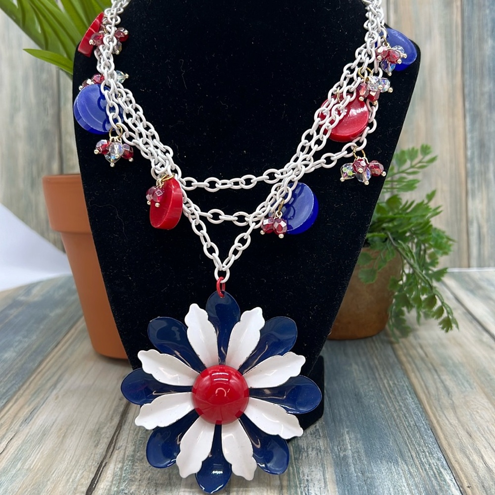 🌟Adorned Crown July 4 Independence Day red white blue flower necklace